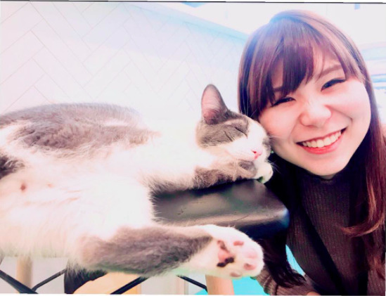 吉田夕梨花ニット