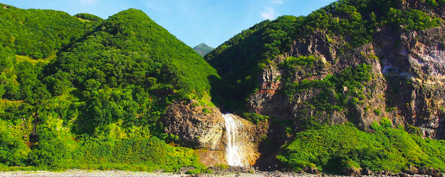 知床の観光船カズワンから見える絶景